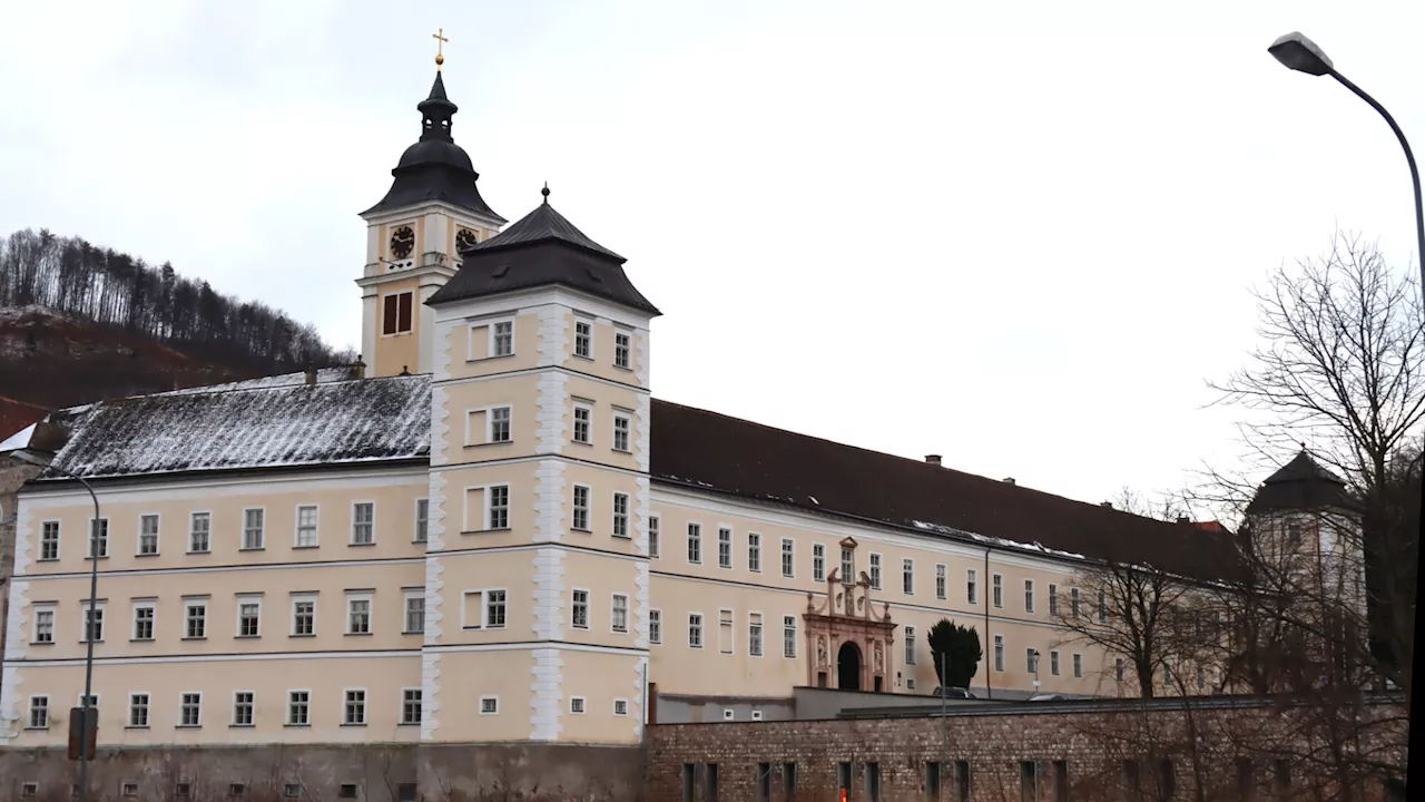 Stift und St. Pölten im Wandel der Zeit