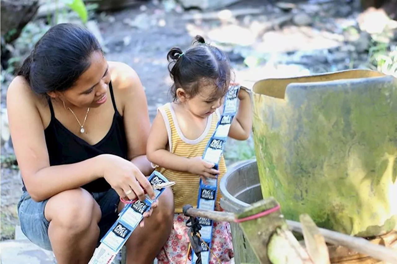 'Innovation in a small packet': Powdered mixture helps create clean drinking water