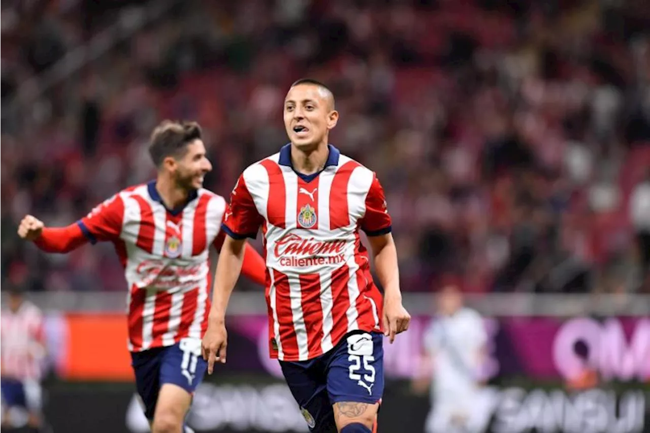 Piojo Alvarado confesó que le convencieron de llegar a Chivas con 'billetazos'