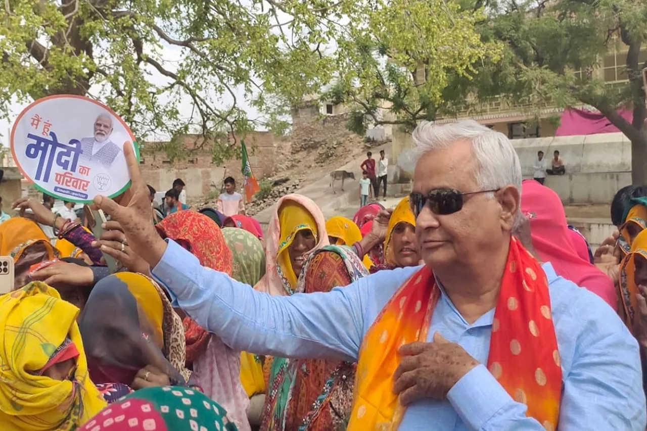 किरोड़ीलाल मीणा का कांग्रेस प्रत्याशी मुरारीलाल मीणा पर कटाक्ष, बोले - बुआ का टिकट कटवाया अब फूफा को हराऊंगा