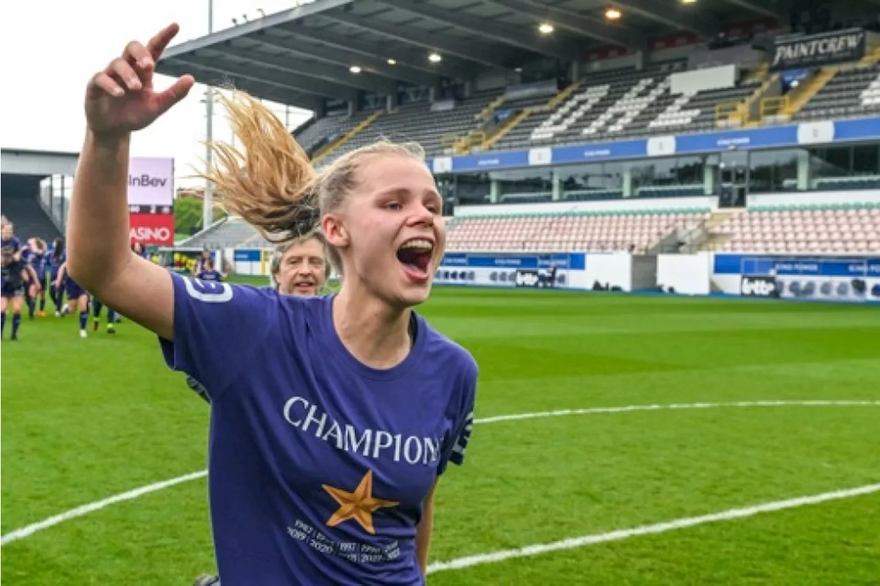 Anderlecht revient à un point du Standard après sa victoire contre Louvain