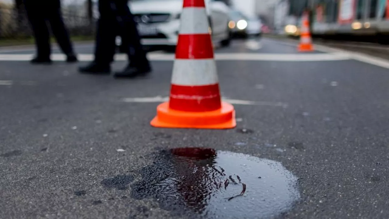 Demonstrationen: Letzte Generation blockiert Teile einer Shoppingmeile