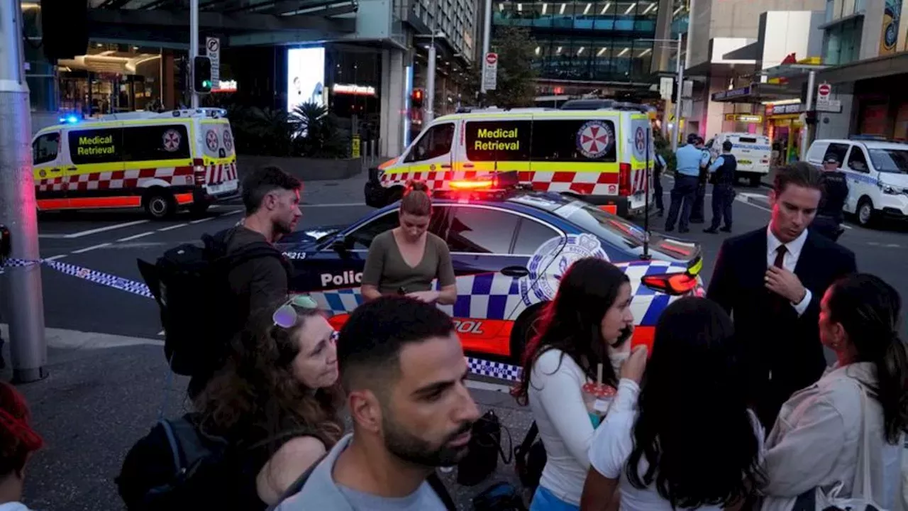 Messerangriff In Sydney: Zahl Der Todesopfer Steigt Auf Sechs ...