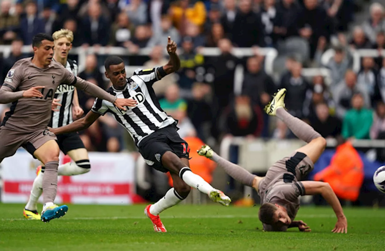 Alexander Isak breaks 20-goal barrier as Newcastle hit Spurs for four