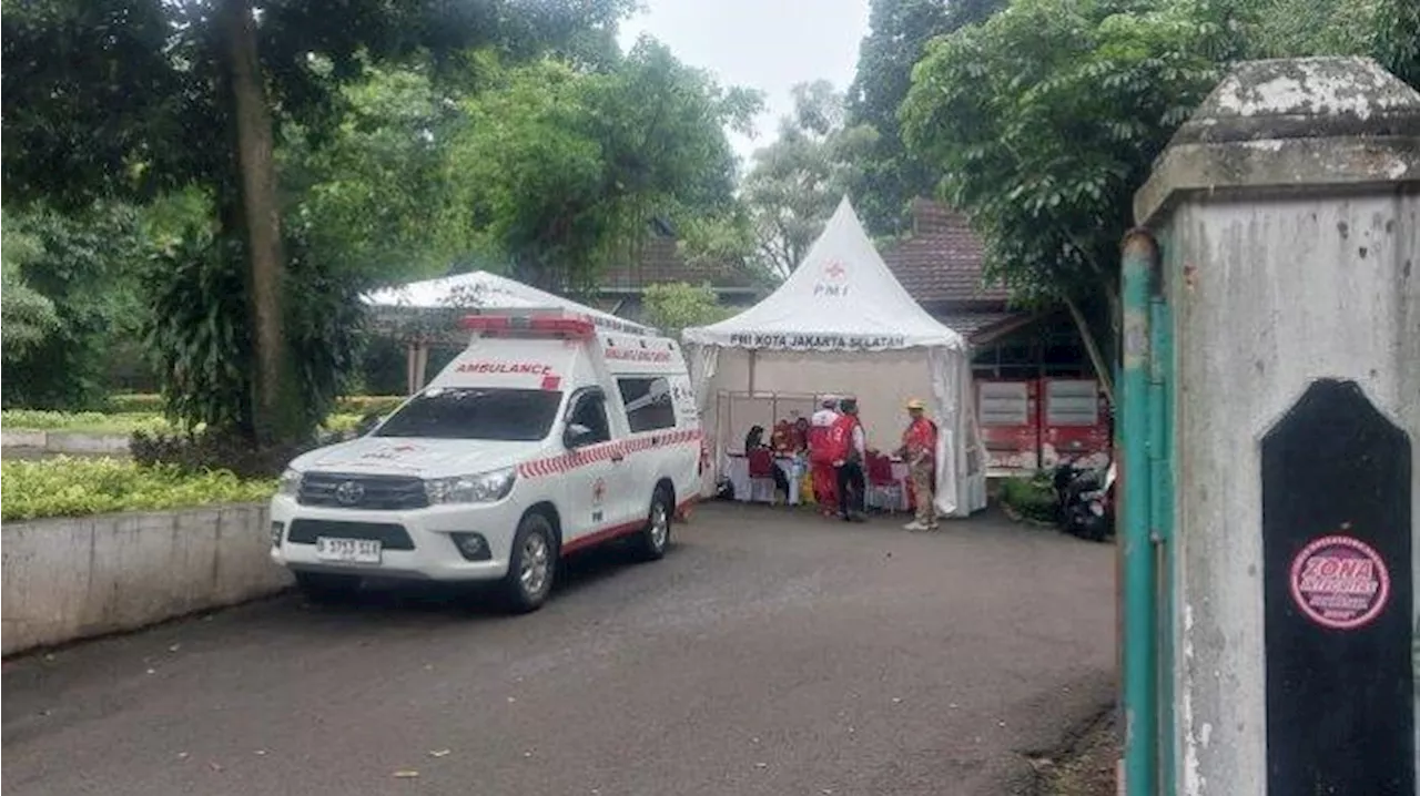 Pengunjung Membludak, 2 Ambulans Disiagakan di Taman Margasatwa Ragunan Selama Libur Idulfitri