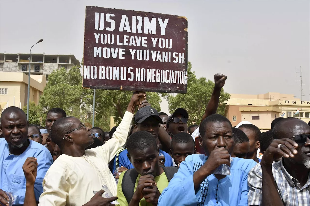 Thousands protest in Niger for US troops to leave
