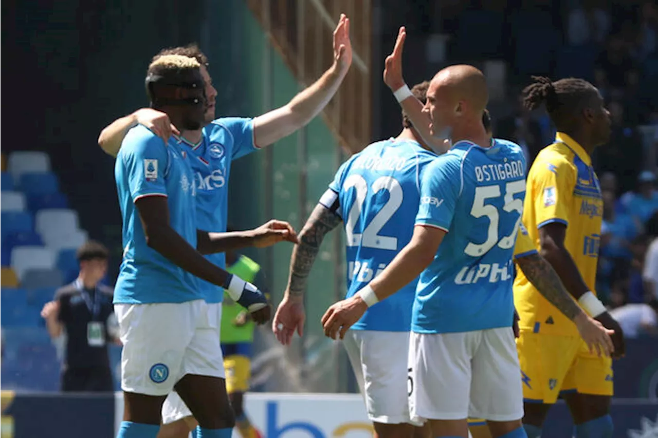 Serie A: in campo Napoli-Frosinone 2-2 LIVE