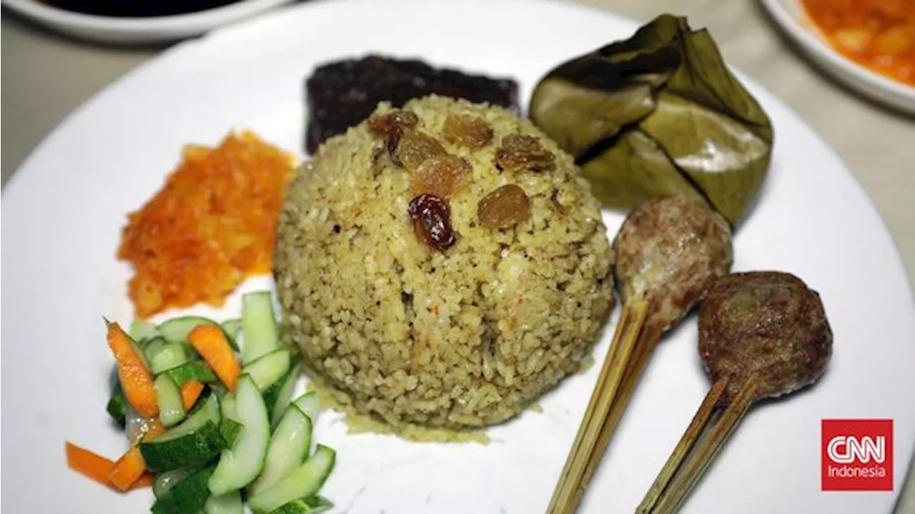 Gurihnya Nasi Minyak Palembang dan Mulut yang Sibuk Mengunyah