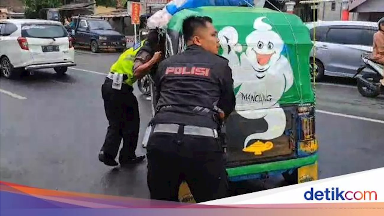 Cerita Sekeluarga Mudik Naik Bajaj Jakarta-Banyuwangi Mogok di Mojokerto