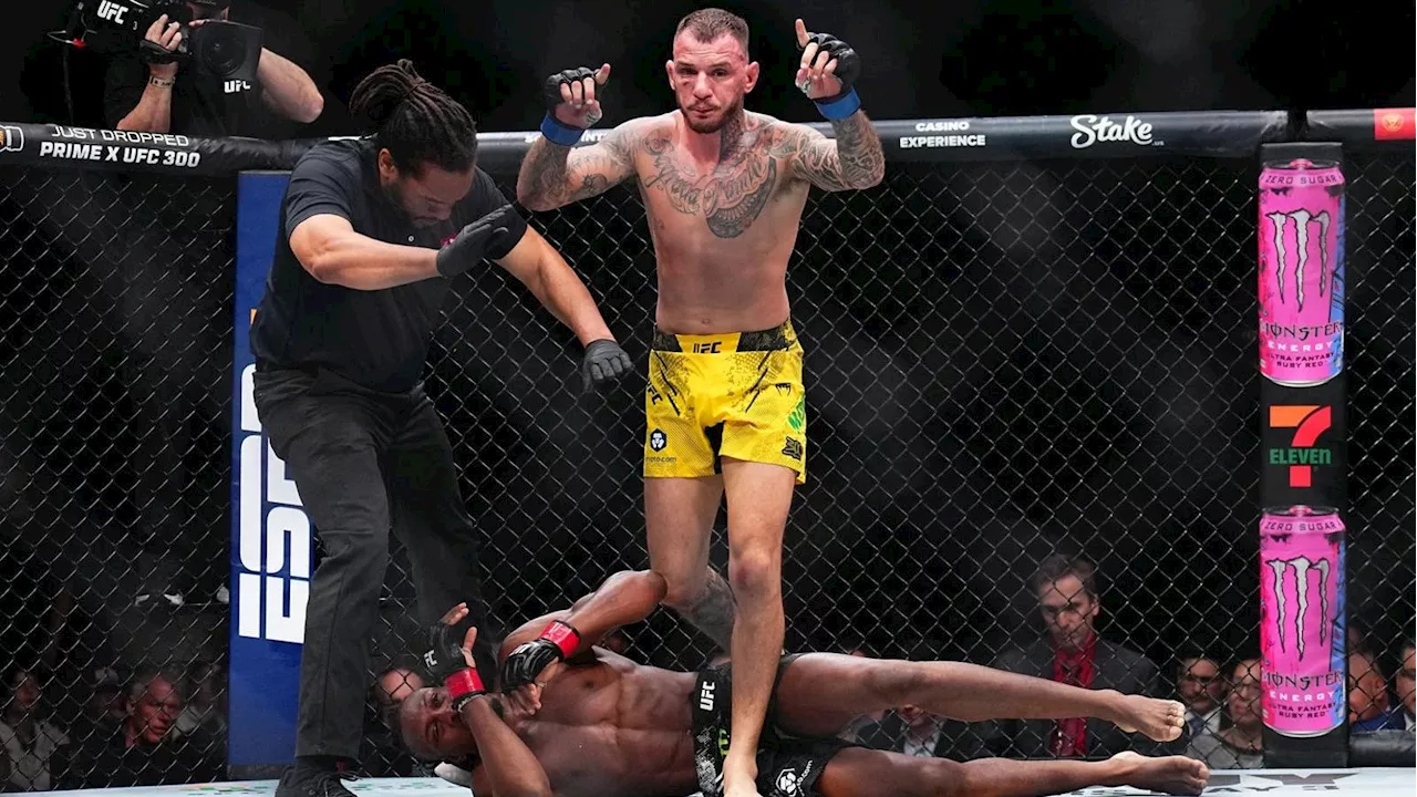 UFC 300 Results: Jalin Turner Takes Embarrassing KO Loss After Blunder