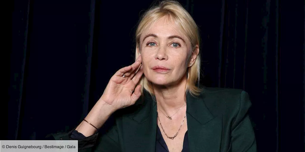 – Emmanuelle Béart maman : elle dévoile un rare cliché de son fils de 15 ans Surafel