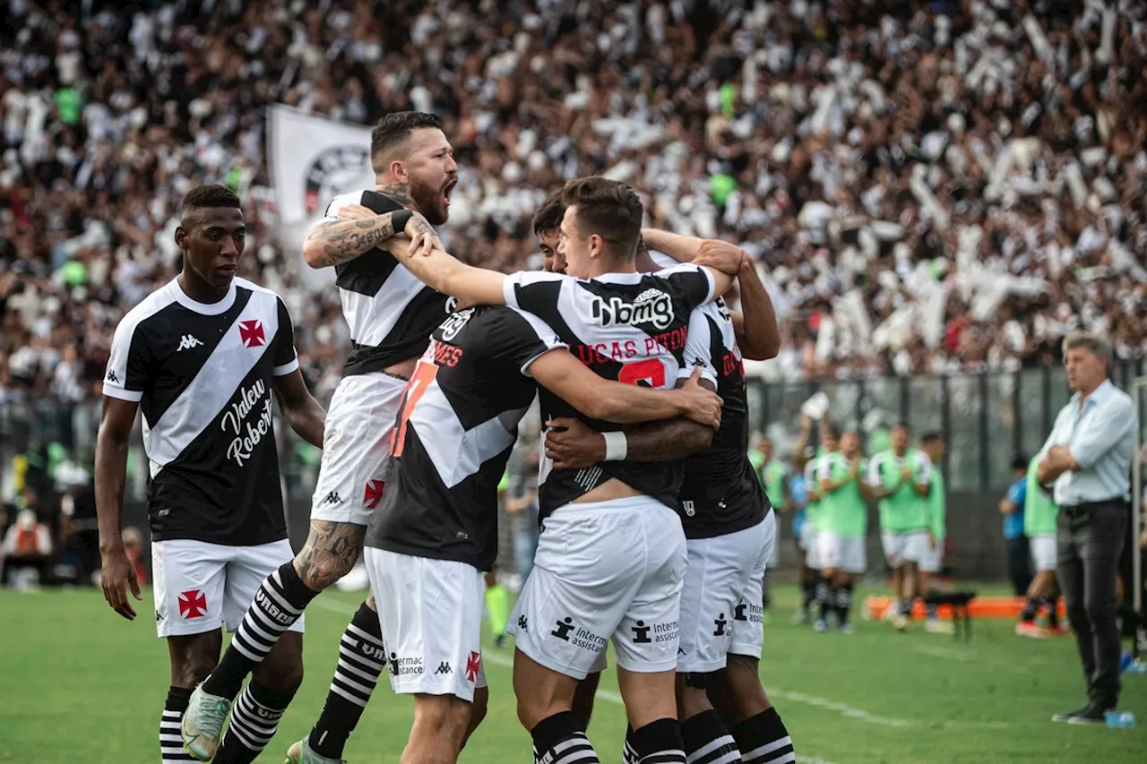 Intenso e eficiente, Vasco bate o Grêmio na estreia no Brasileirão