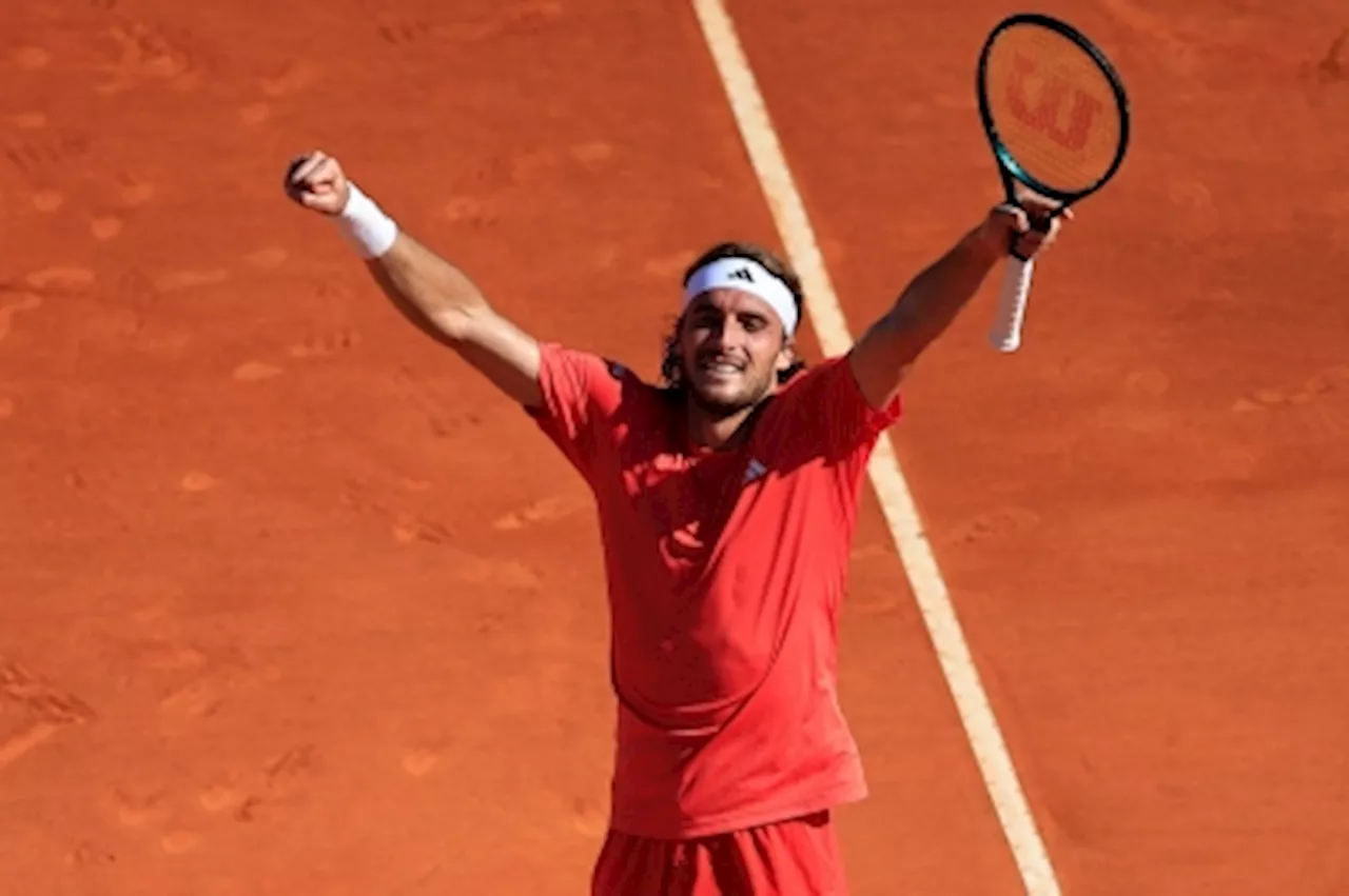 Tsitsipas storms back to sink Sinner in Monte Carlo