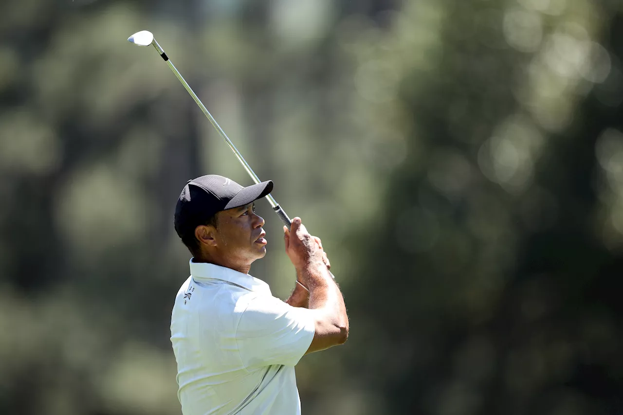 Tiger Woods shoots his worst round in a major championship on 3rd day of Masters