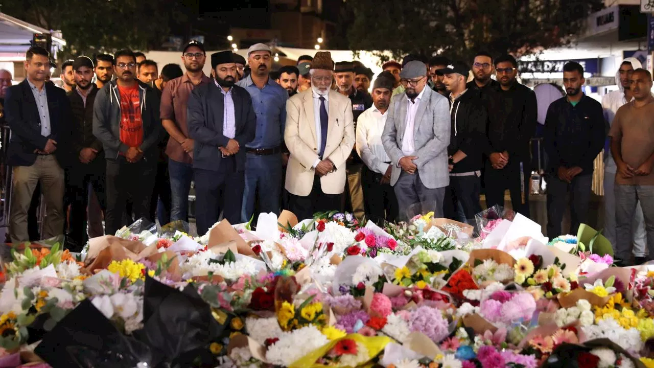 Ahmadi Muslims hold vigil for Bondi victims