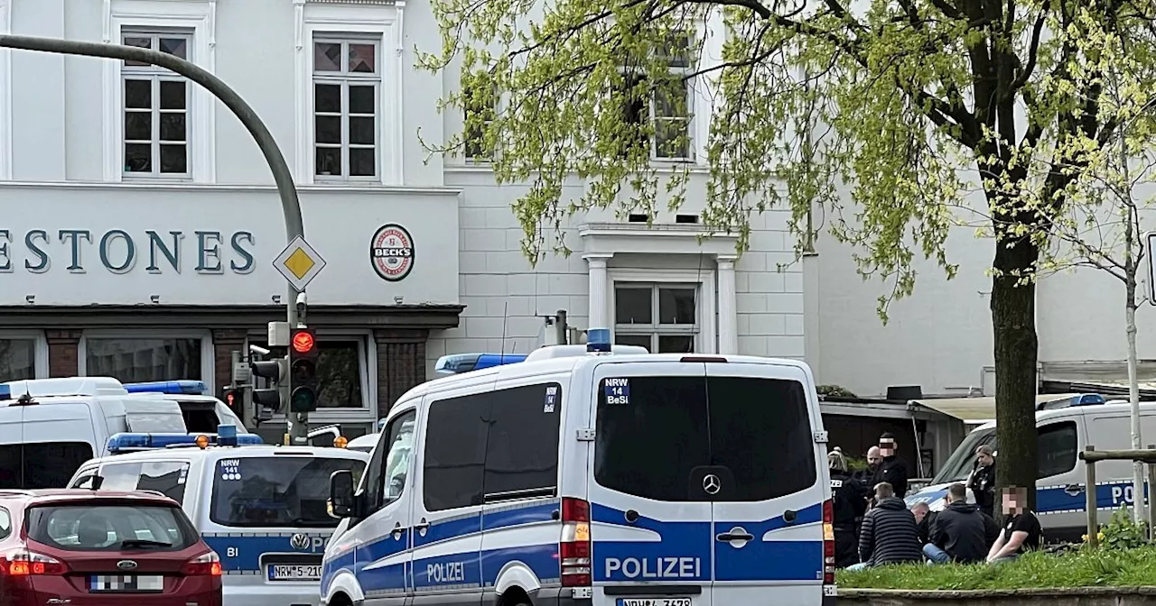 Polizei-Sondereinsatz: Dutzende Fans liefern sich Schlägerei in Bielefelds City