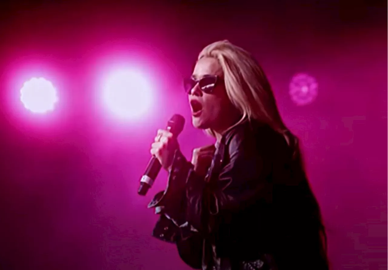 Sky Ferreira Makes Surprise Cameo at Coachella