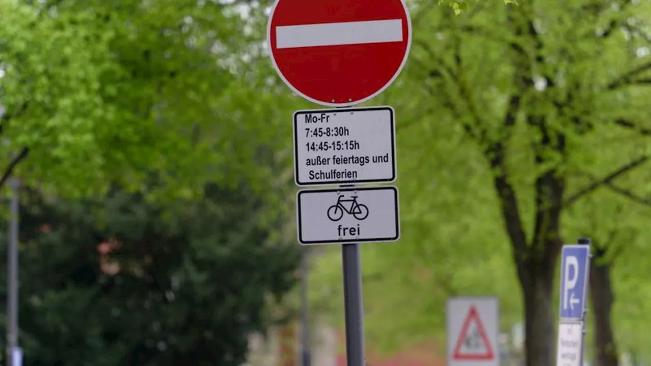 Verkehr: Kampf gegen Elterntaxis: Bisher kaum Schulstraßen in NRW