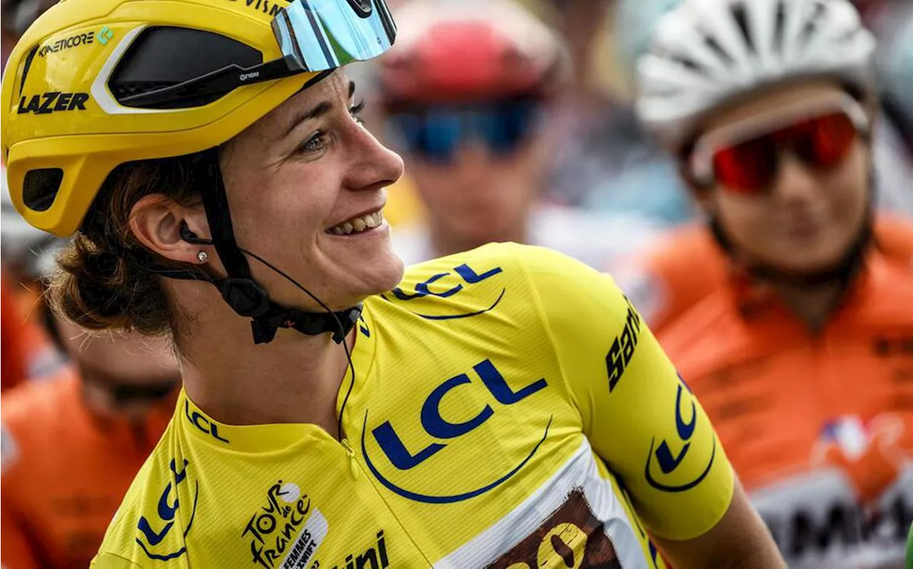 Amstel Gold Race femmes. Lorena Wiebes lève les bras trop tôt, Marianne Vos en profite