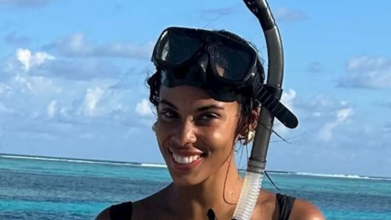 Rochelle Humes looks incredible as she strips off to a bikini on £675-a-NIGHT luxury Maldives trip...