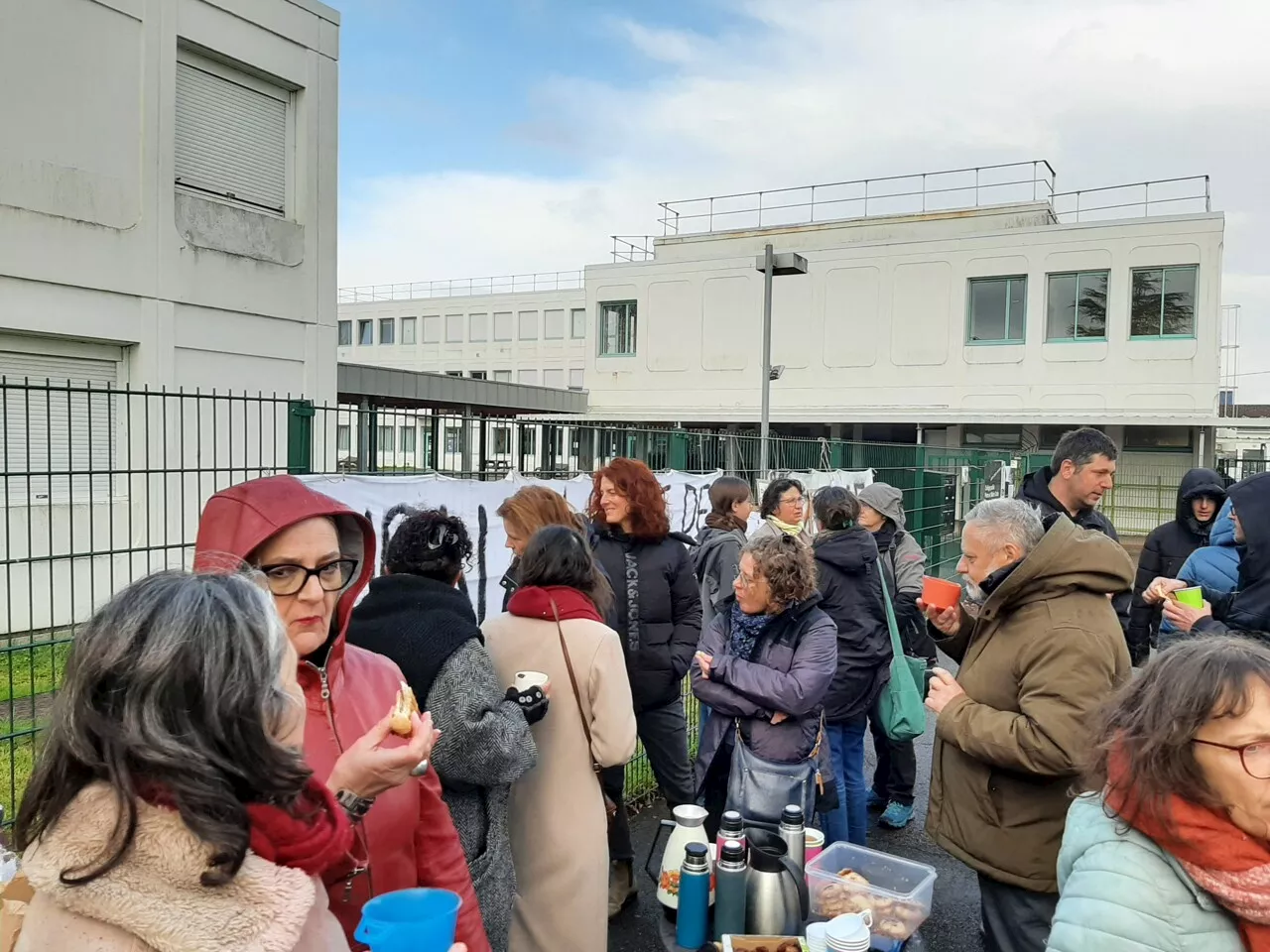 Une 'nuit des écoles' à Saint-Jean-de-Boiseau contre la réforme 'choc des savoirs'