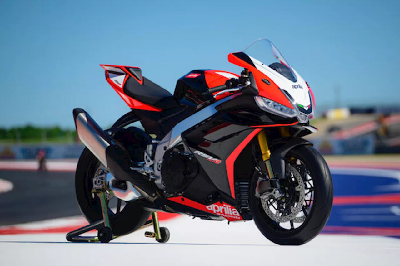 Aprilia celebra RSV4 di Biaggi con due modelli speciali