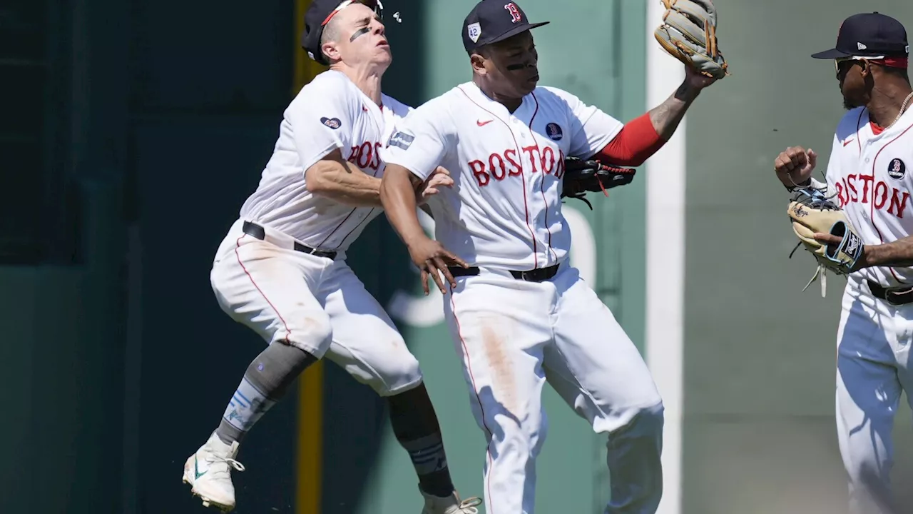 Red Sox LF Tyler O'Neill leaves game against Guardians after collision with teammate