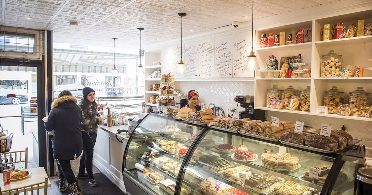 Toronto bakery slammed after owner complains about bike lanes