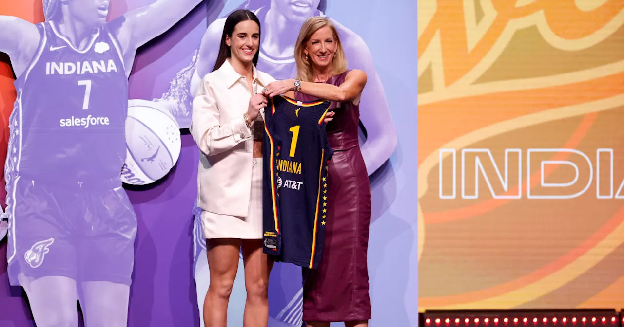 Caitlin Clark taken No. 1 in the WNBA draft by the Indiana Fever, as expected