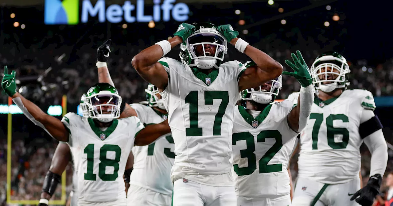 New York Jets new uniforms revealed. See Gang Green's new logo and jerseys, inspired by their past