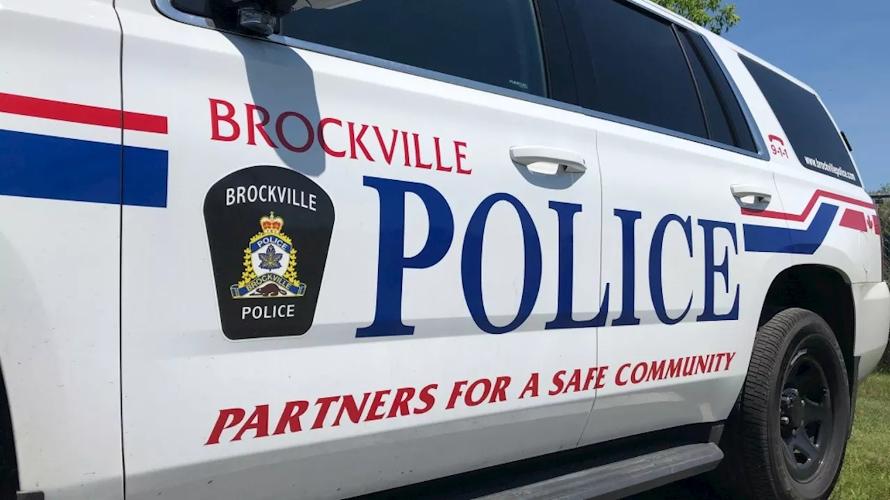 Brockville, Ont. police believe Brock Street fire is suspicious