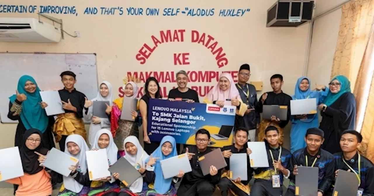 Lenovo Malaysia empowers SMK Jalan Bukit Students with innovative learning technology