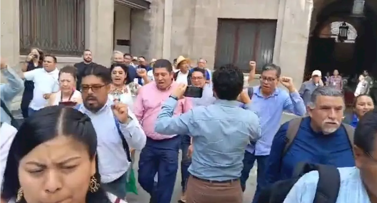 '¡Aumento salarial o paro nacional!', exigen dirigentes de la CNTE tras reunión con AMLO