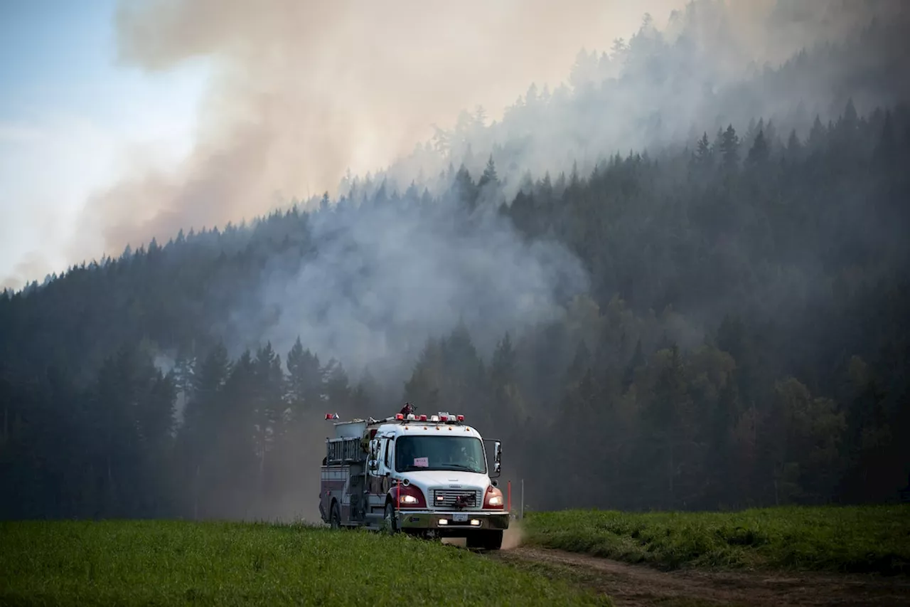 Federal Government Doubles Investment to Train Urban Firefighters to Battle Wildfires