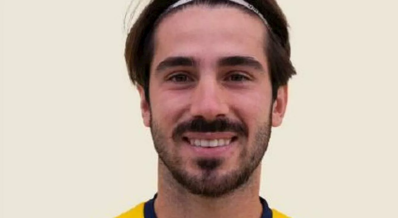 Mattia Giani, chi era il calciatore morto dopo un malore in campo: il lutto nel Castelfiorentino. L'attaccante
