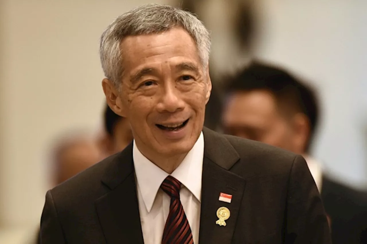 Il primo ministro di Singapore Lee Hsien Loong, in carica dal 2004, annuncia le dimissioni