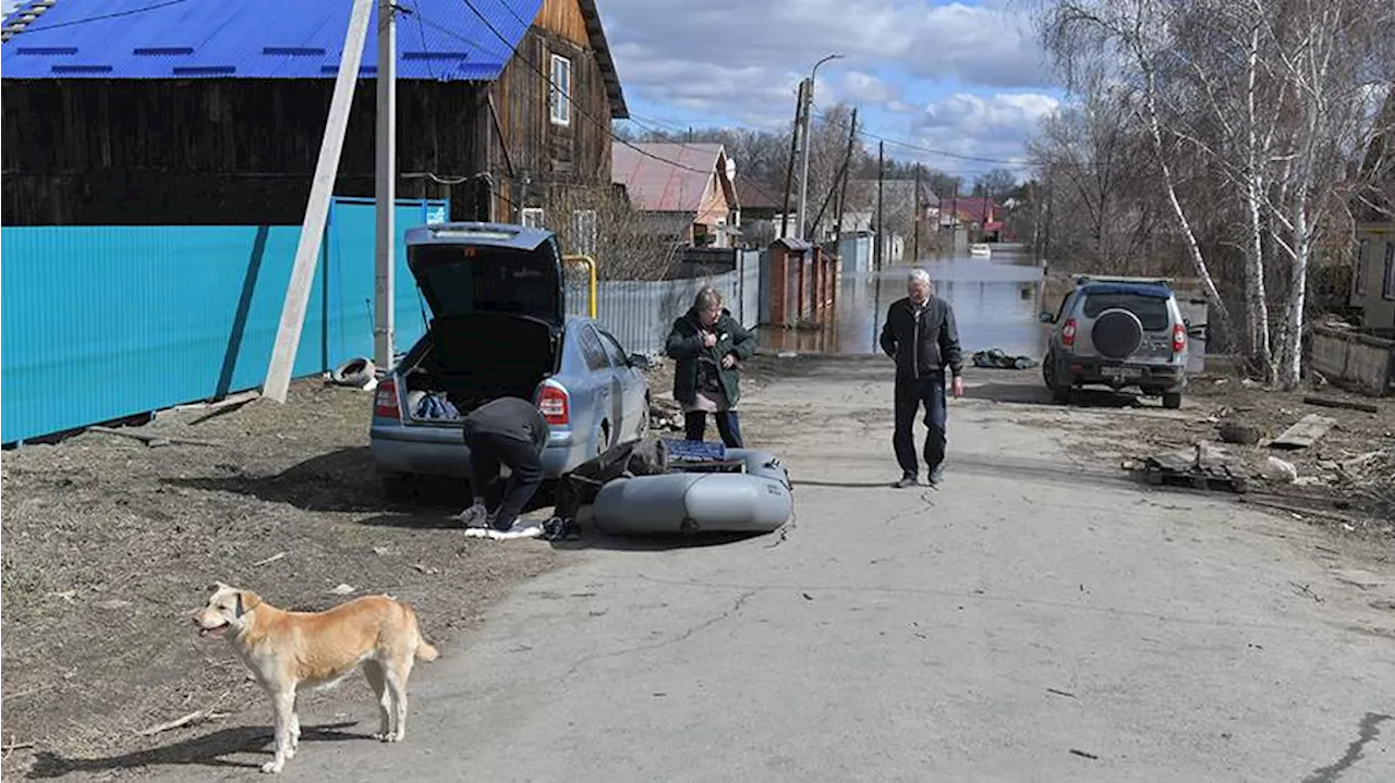 Жители Оренбуржья начали возвращаться в свои дома после пика паводка