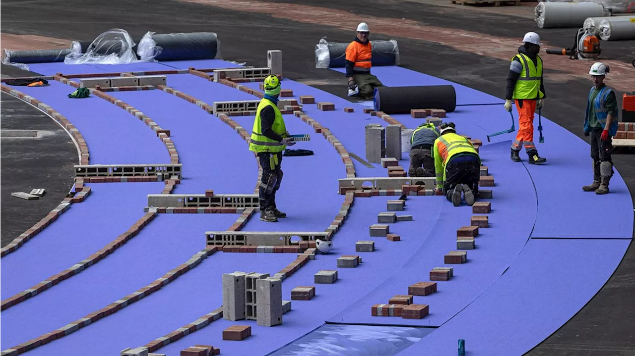 Installation of Purple Athletics Track at Olympic Stadium in Paris