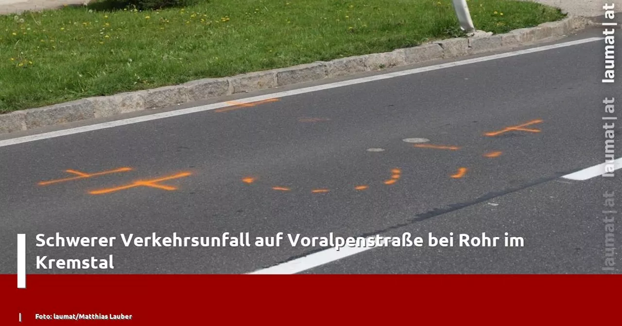 Schwerer Verkehrsunfall auf der B122 Voralpenstraße in Rohr im Kremstal