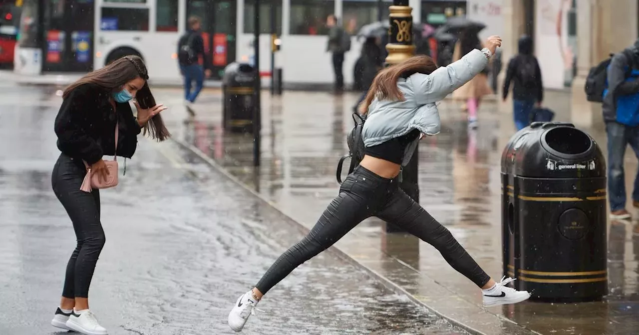 Heavy Rain and Cooler Temperatures Expected in Leeds