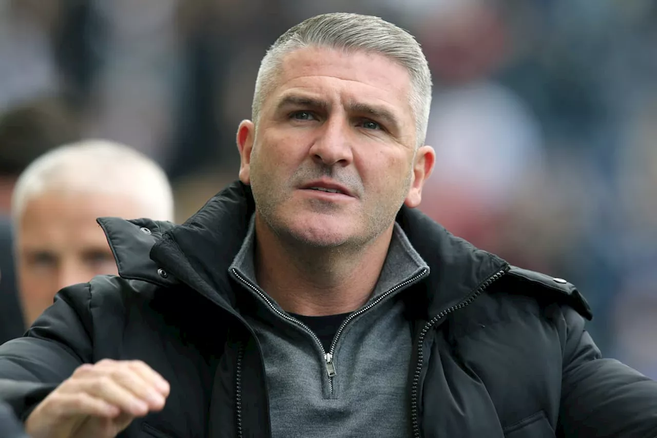  Ryan Lowe fires Preston North End squad message as Southampton await after Norwich City blow