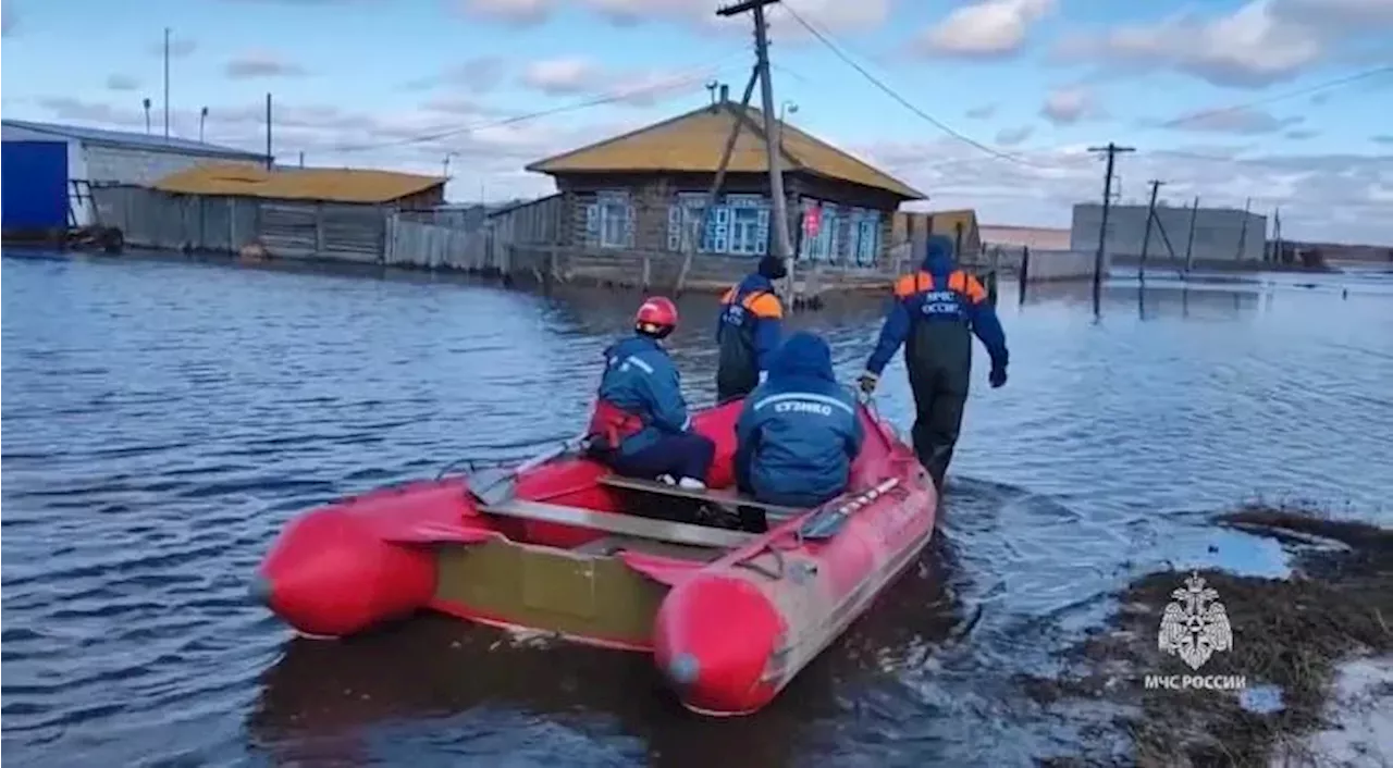 В Курганской области свыше 300 жилых домов остаются затопленными