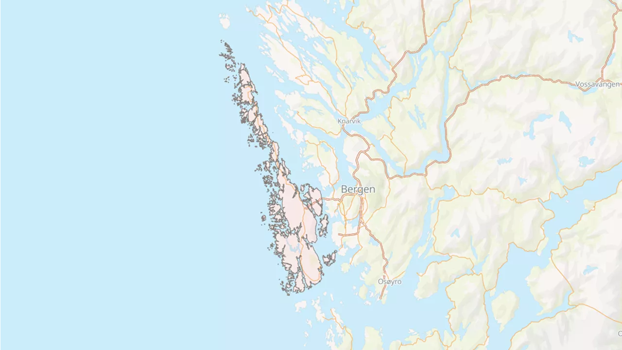 Båt med fisketuristar sokk i Hjeltefjorden