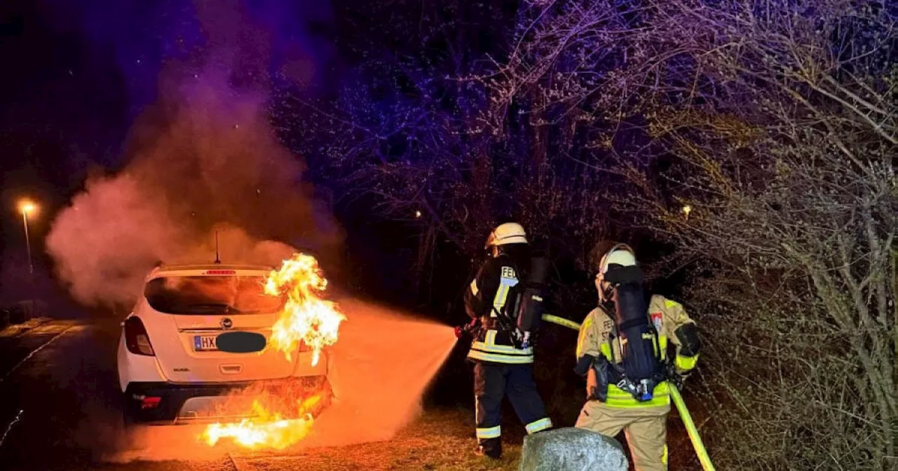 Nach Brandstiftung in Boffzen: Polizei Höxter prüft möglichen Zusammenhang