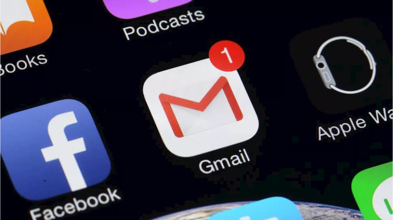 Ada kemungkinan email yang hilang difilter sebagai spam oleh Gmail