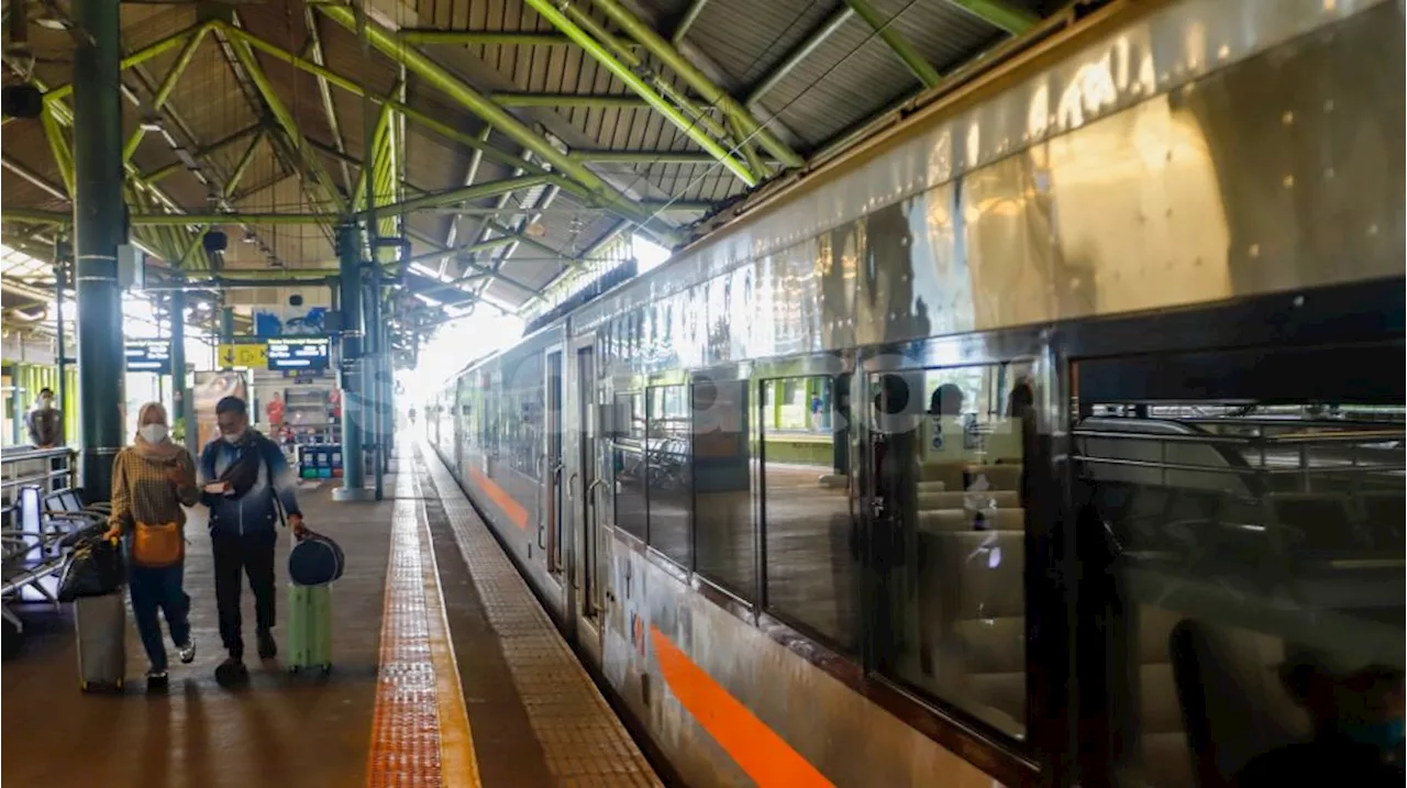 Hari Ini, Sejumlah 79 Rangkaian Kereta Api Diberangkatkan dari Daop 1 Jakarta