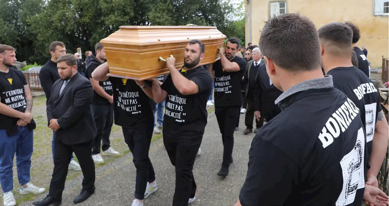 Obsèques d’André Boniface : plus de 500 personnes ont dit au revoir à « Boni »