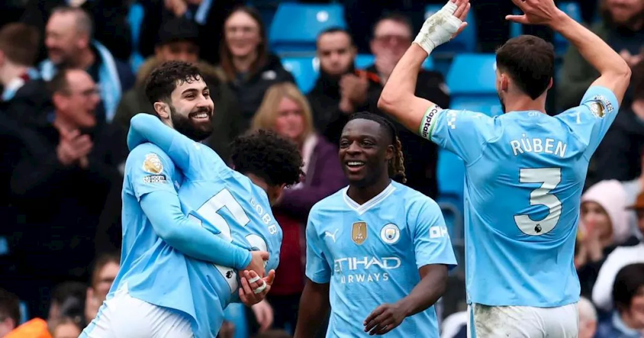 Arsenal and Liverpool lose to hand Man City Premier League lead