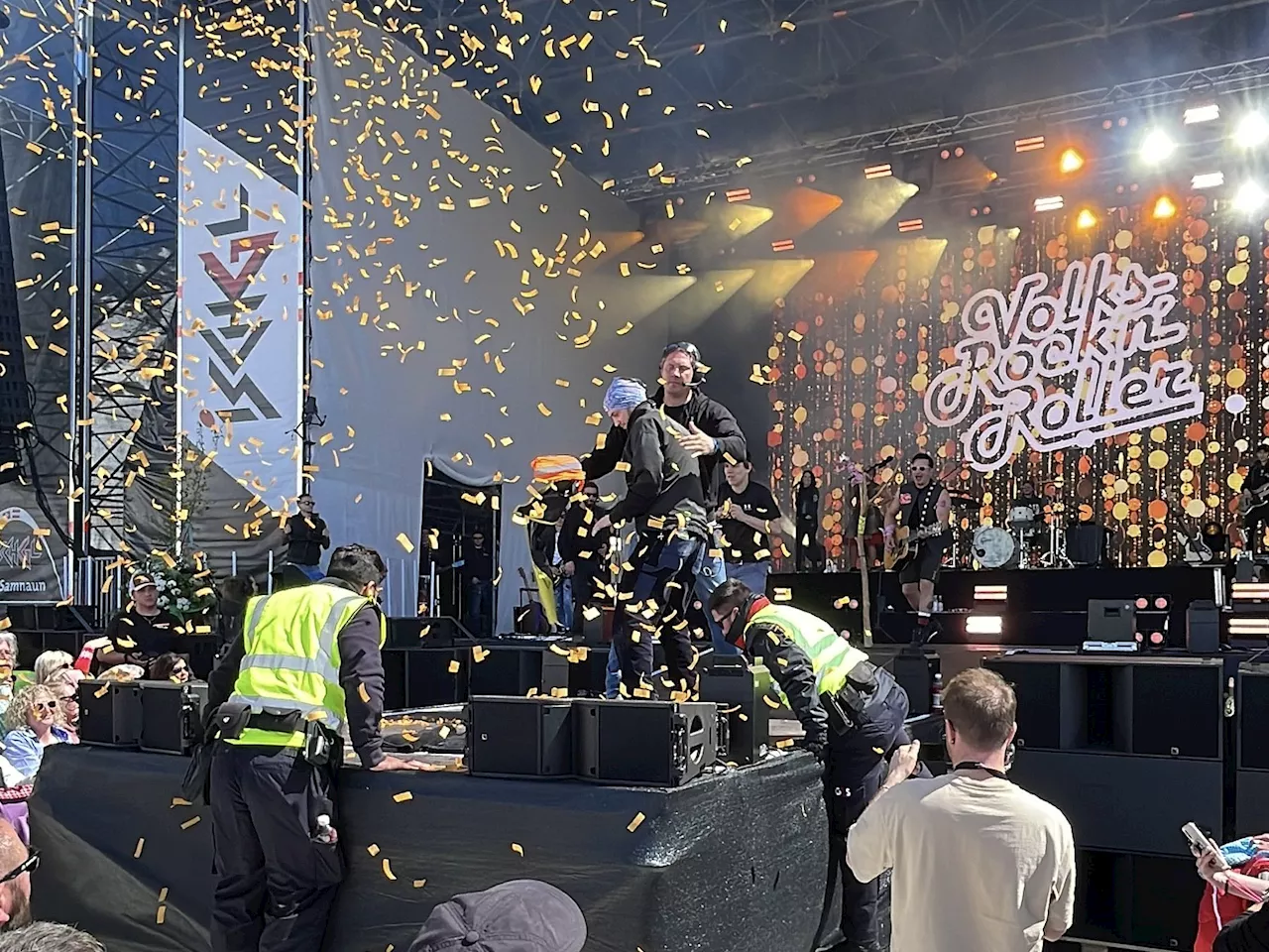 Gabalier-Konzert in Ischgl von Klima-Aktivisten unterbrochen