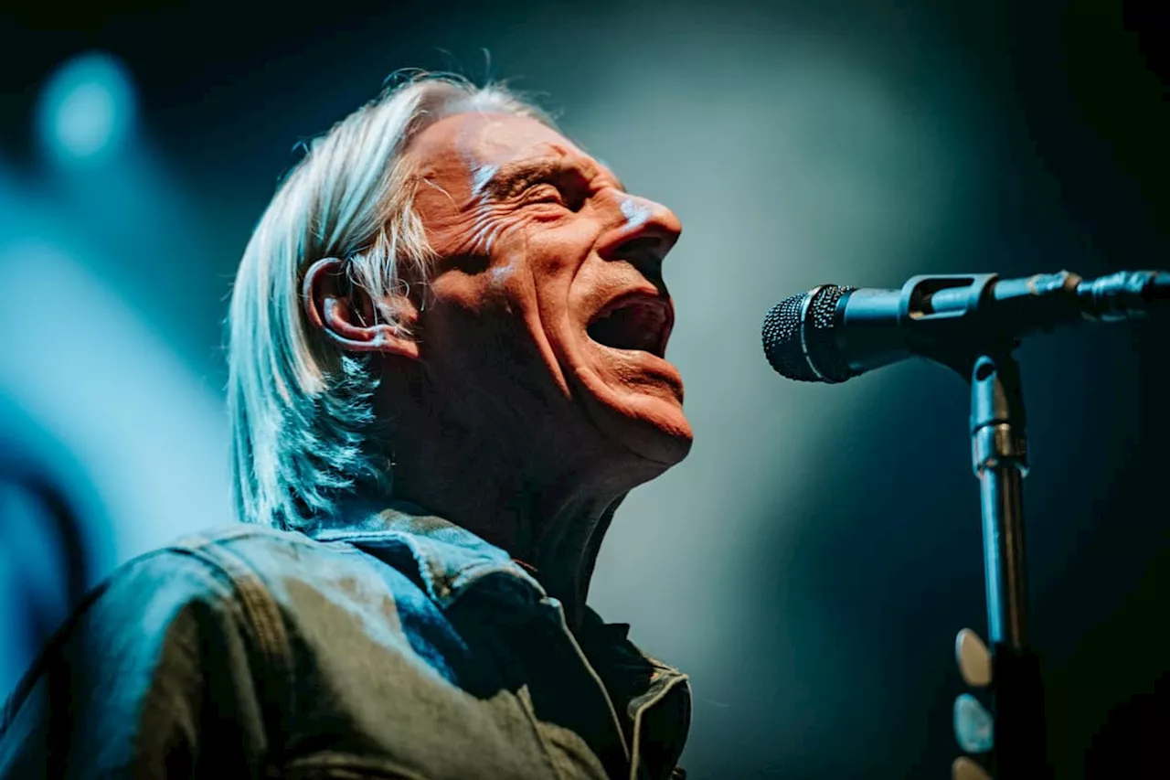 Paul Weller Delights Sheffield Crowd with Energetic Performance